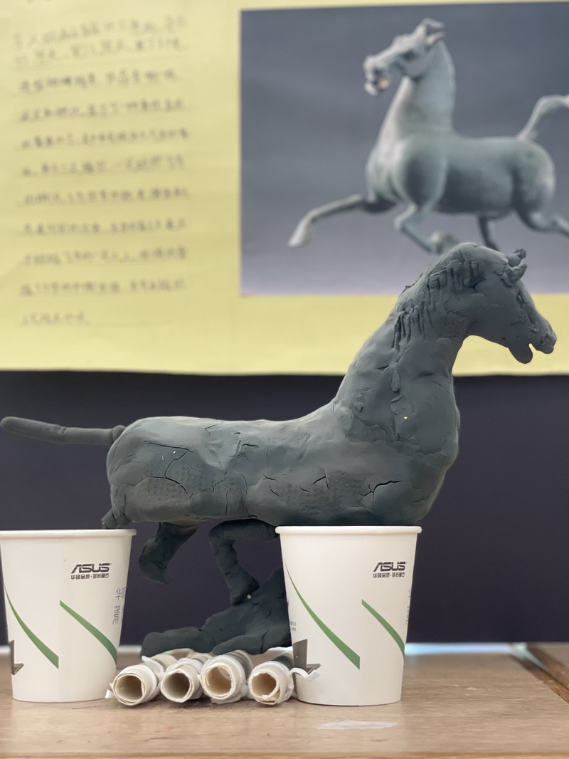 1688472470369304.jpg 铜奔马1.jpg